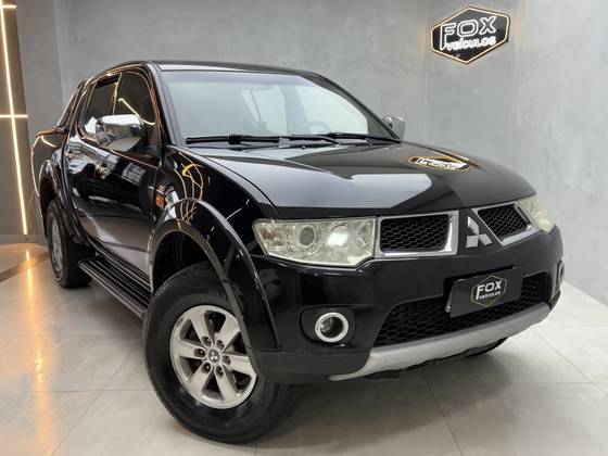 MITSUBISHI L200 TRITON 3.2 HPE 4X4 CD 16V TURBO INTERCOOLER DIESEL 4P AUTOMÁTICO MITSUBISHI L200 TRITON 3.2 HPE 4X4 CD 16V TURBO INTERCOOLER DIESEL 4P AUTOMÁTICO